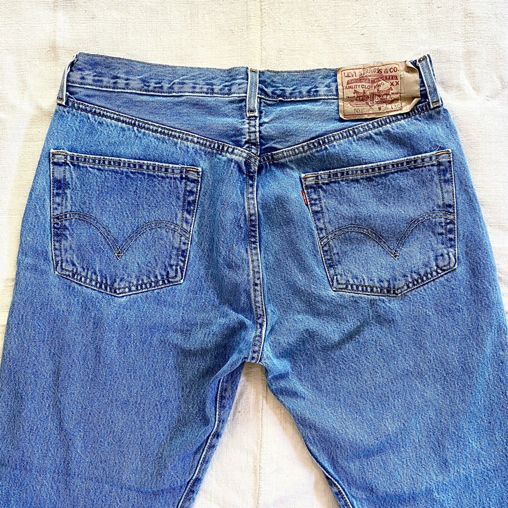 VTG Levi’s 501 Straight Leg High Waist Jeans